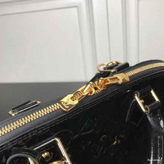 Repzbay PM VUITTON LOUIS ALMA 0820